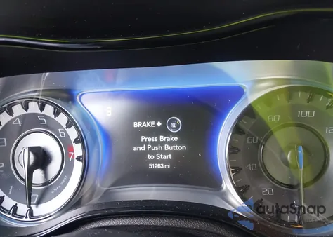 2019 Chrysler 300 300S z USA, uszkodzony, nr VIN 2C3CCABG4KH708162